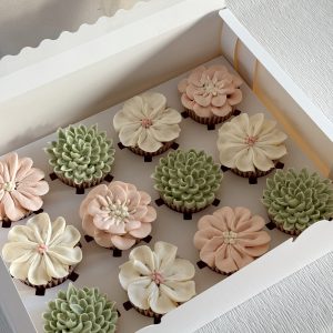 Les 12 Cupcakes